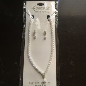 Charlestone faux pearl necklace earring set‎